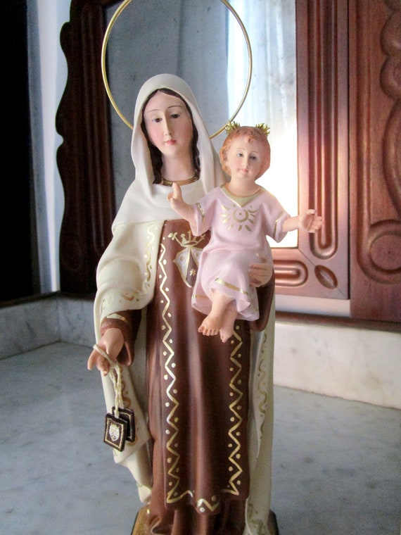 Image Our Lady of Mount Carmel Madonna and Child Glass Eyes Statues of the  40's. Mary Infant Jesus. Catholic Art Olot Vintage - Etsy