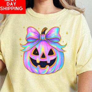 Comfort Colors Shimmering Ghost Shirt, Iridescent Ghost Tee, Pastel Halloween T-Shirt, Funny Glittery Spooky Season Tee