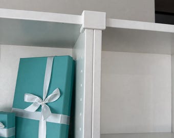 No drill aligner clip for adjacent BILLY bookcases