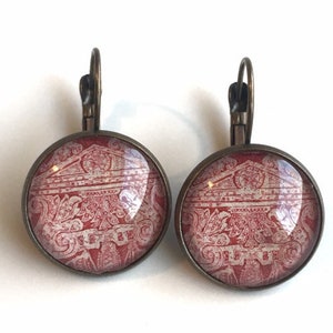 Sello de Checoslovaquia de 1967 - Joyas con sellos postales - Pendientes con sellos postales antiguos - Pendientes de clip franceses con acabado en bronce antiguo