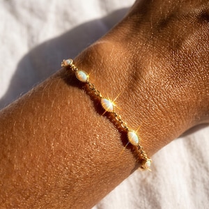 Dainty Opal Bracelet Gold, Oval Opal Station Bracelet, October Birthstone Jewelry, Minimalist Gold Chain Bracelet for Women, Gift for Her