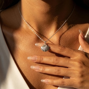 Silver Scallop Shell Pendant Necklace, Beach Jewelry