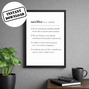 Tryck med definitionen av uppoffring, citat om försenad tillfredsställelse, väggkonst med engagemangstänkande, framgångsdriven dekor
