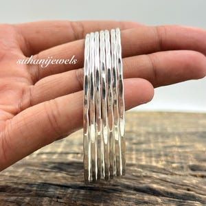 Armringar i sterlingsilver med hamrande örhängen | Minimalistiska boho stapelbara armringar