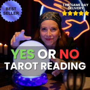 以下が含まれることがあります： スカーフと金のフープイヤリングをつけた女性が、光るクリスタルボールにジェスチャーをしています。「YES OR NO TAROT READING」の文字がボールの下に表示されています。「BEST SELLER」バッジと「1HR/SAME DAY DELIVERY」バナーも表示されています。