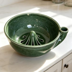 Handmade Ceramic Juicer & Berry Rinsing Bowl,  Pour Spout, Cottagecore Kitchen Decor, Unique Practical Housewarming Gift for Food Lovers