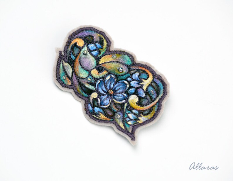 Hand Painted Silk Brooch Flower Brooch Fiber Art Violets Brooch Textile Art Embroidered Pin Violet flower Pin Painted silk small gift.
