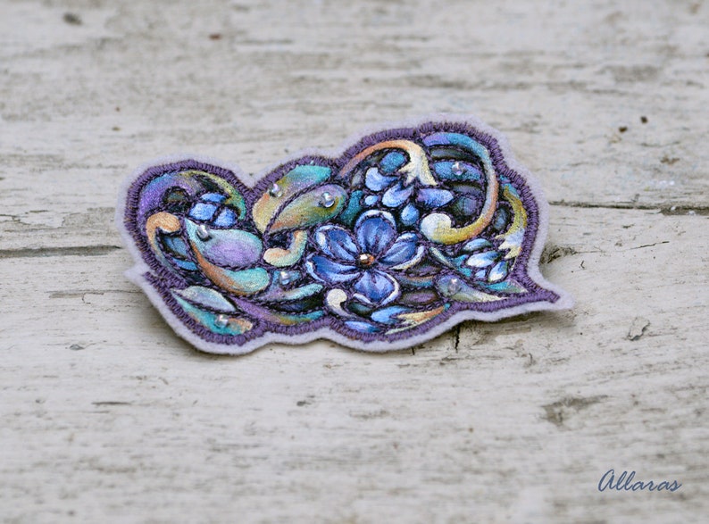 Hand Painted Silk Brooch Flower Brooch Fiber Art Violets Brooch Textile Art Embroidered Pin Violet flower Pin Painted silk small gift.