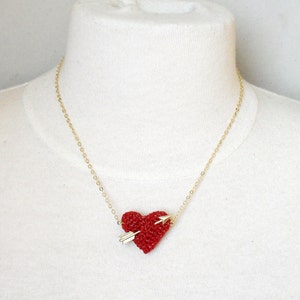 Necklace crochet red heart and gold arrow.. Wedding necklace image 2