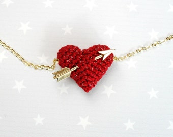 Necklace crochet red heart and gold arrow.. Wedding necklace