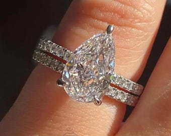 3CT Pear Cut Moissanite Engagement Ring Set, 10K Gold Wedding Ring Set With Matching Band, Elegant Gift for Her, Diamond Bridal Set For Her