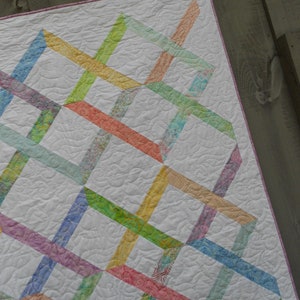 Linked In - Jelly Roll Quilt Pattern - Crib to King Sizes - Hard Copy Version
