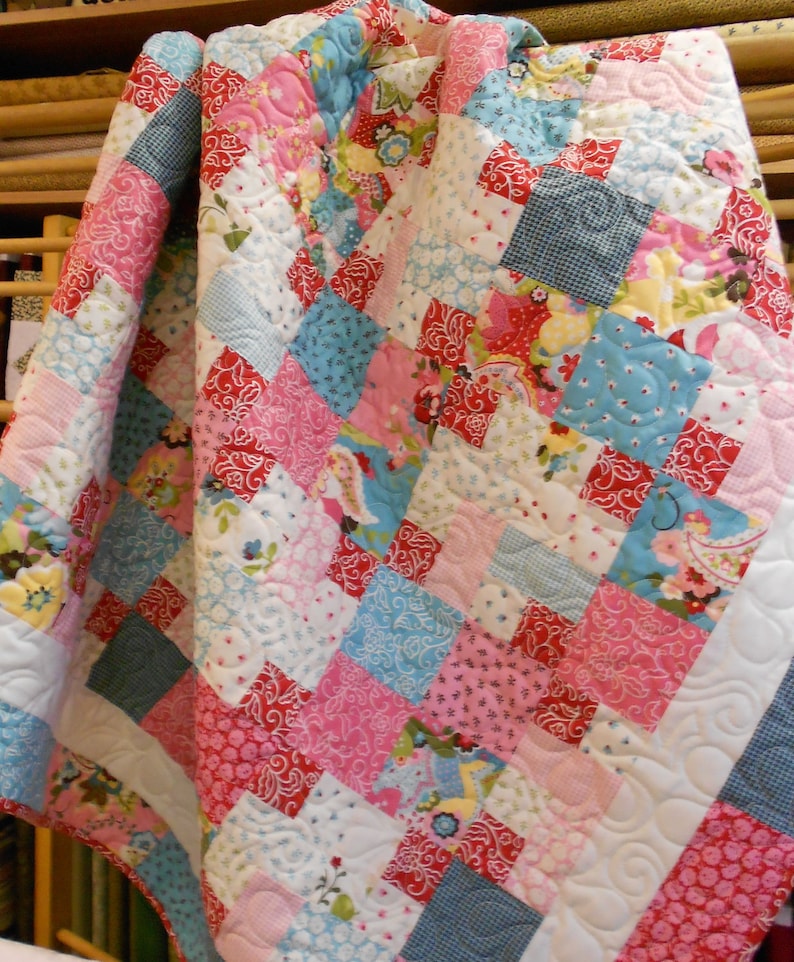 Candy Corners Quilt Pattern: Layer Cake & Fat Quarter Friendly (PDF ...
