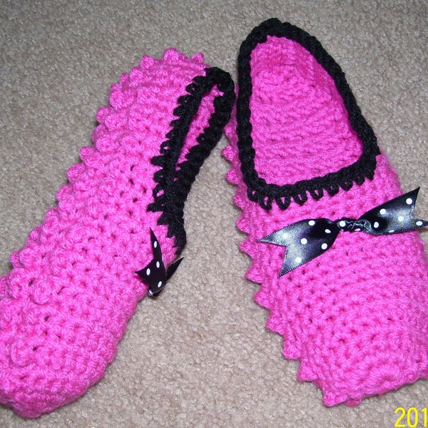 Crochet Slipper Pattern with Cushioned Soles " Bobbles"