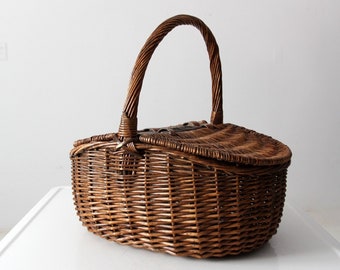 vintage wicker picnic basket with split lid