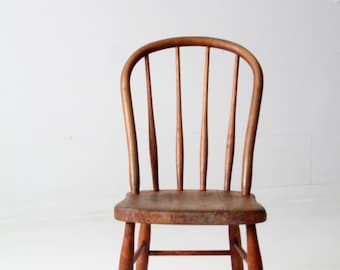 antique spindle back chair, farmhouse bow back Windsor chair