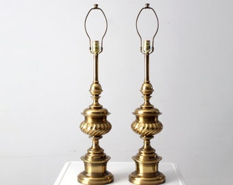 coppia di lampade da tavolo in ottone vintage