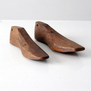 antique cobbler&#39;s shoe last &quot;his and hers&quot; pair