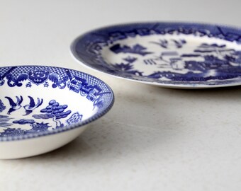 Vintage Blue Willow Geschirr Teller Brotteller Schüssel Blau Und Weiß Grandmillenial Transferware Chinoiserie Venton Ware Globe Potteries
