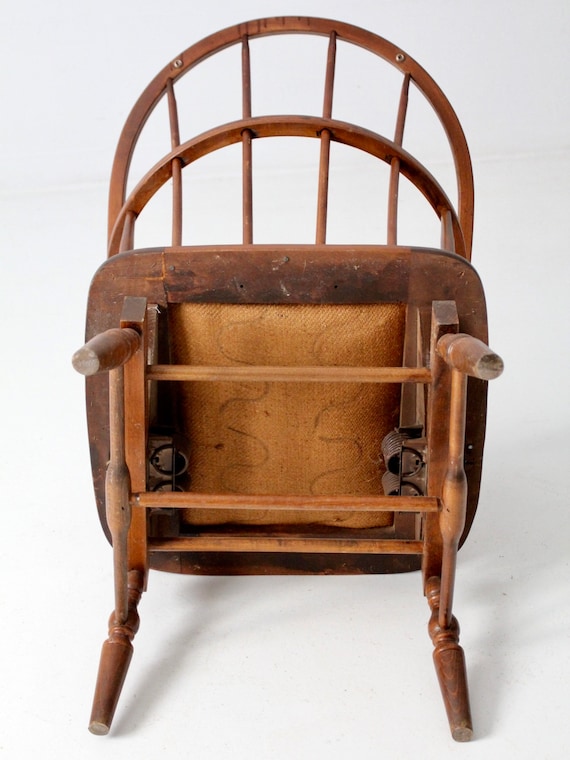 Vintage 19th Century English Windsor Chairs - Set of 6