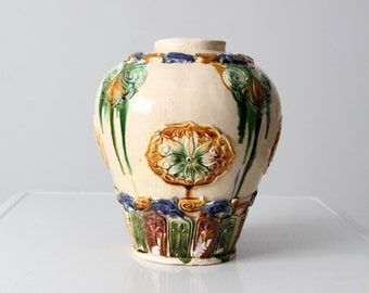 antique sancai-glaze style vase