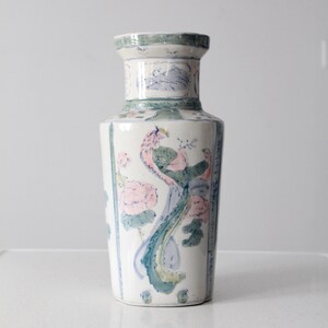 antique Chinese porcelain vase image 5