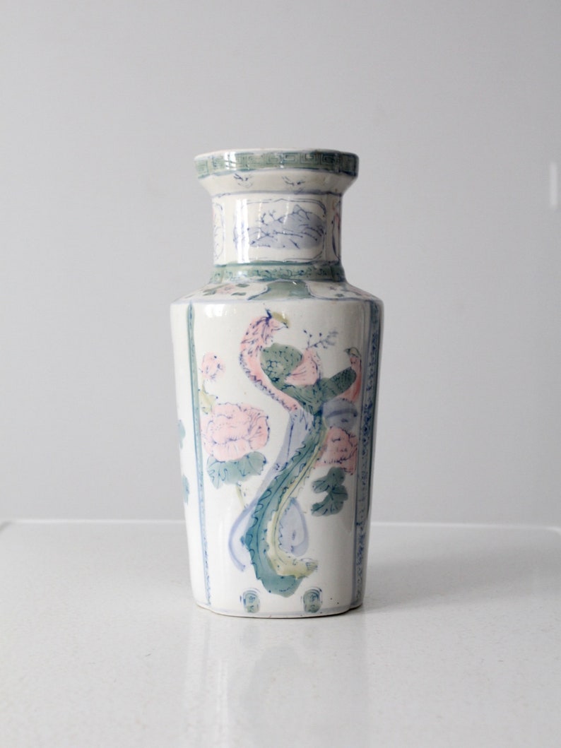 antique Chinese porcelain vase image 5