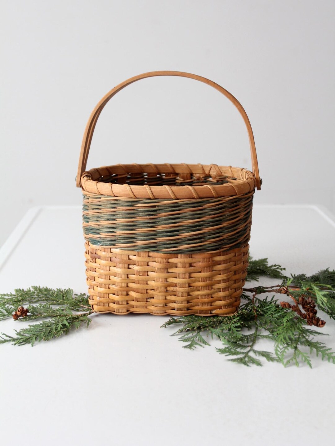 Cestino portatutto con bordo intrecciato - | Ecom