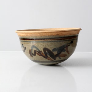 vintage artist signed large studio pottery bowl ca 1976