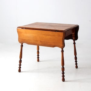 antique oak table with turned legs