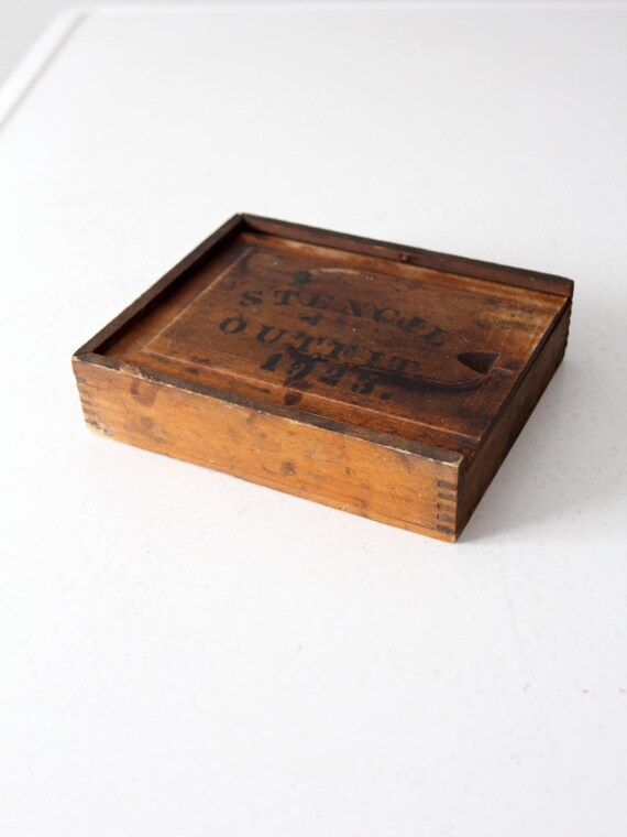 1920s Brass Stencil Set With Wood Box - Etsy Israel