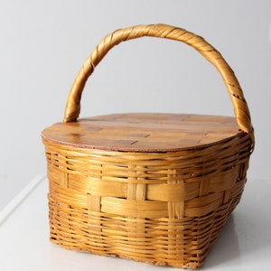 vintage woven picnic basket image 5