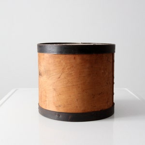 wooden cheese box circa 1953