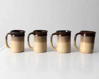 Juego de 4 tazas de cerámica vintage hechas a mano en estudio