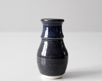 vaso per fiori vintage in ceramica artigianale.
