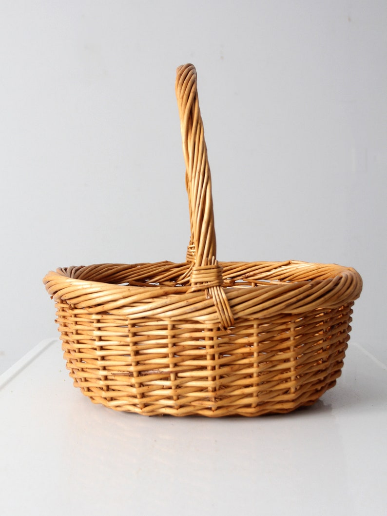 vintage wicker basket image 5