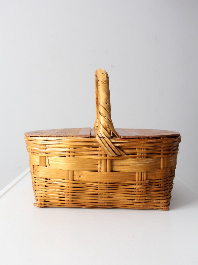 vintage woven picnic basket image 1