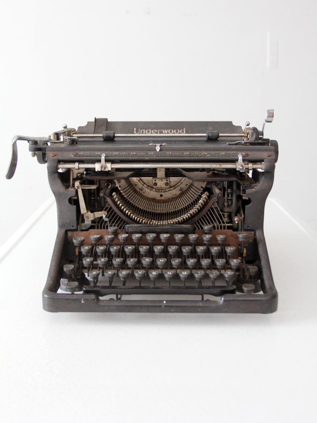 【アンティーク】UnderWood(アンダーウッド)タイプライター【インテリア】 il_fullxfull.7044345493_49ln.jpg