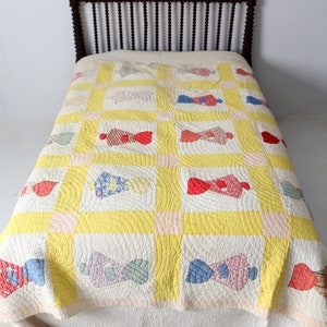 vintage Sunbonnet Sue quilt