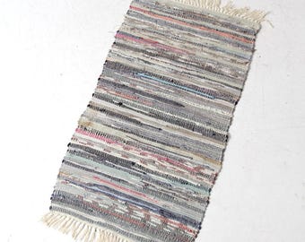 vintage farmhouse rag rug