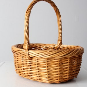 vintage wicker basket image 6