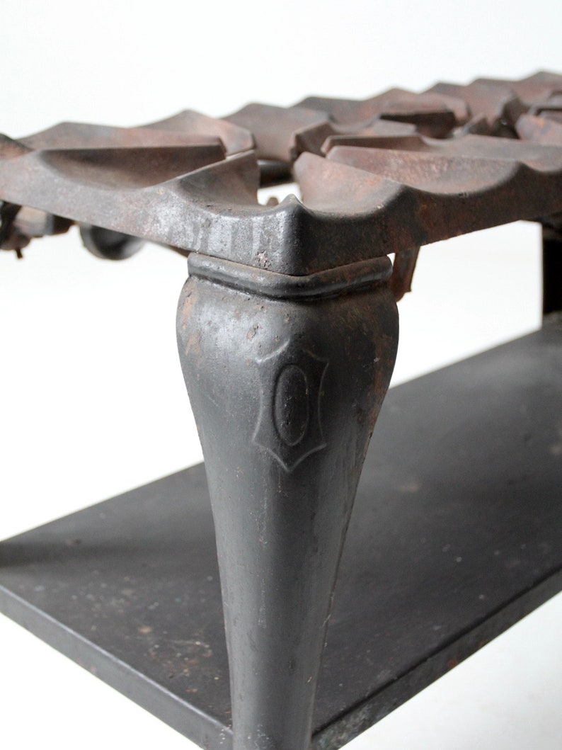 antique cast iron 3 burner stove, camping stove image 7