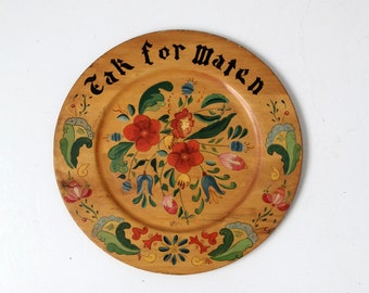 vintage Norwegian hand-painted wood plate "Tak for Maten"