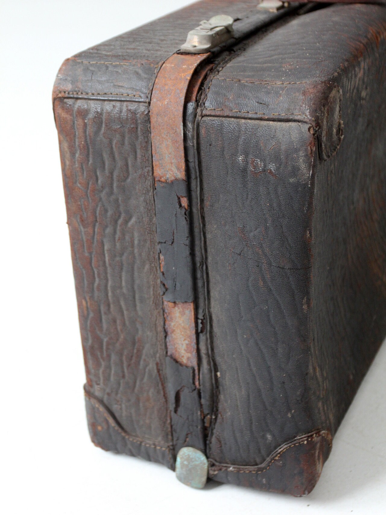 Valise Ancienne En Similicuir Marron - Aspect Vieilli - Solide Et Fonctionnelle