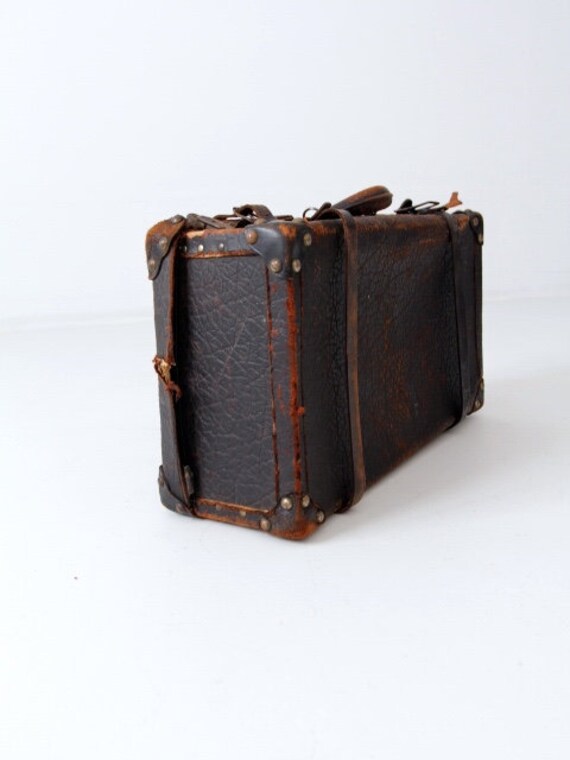 antique leather suitcase - image 7