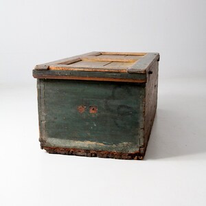 antique painted blanket chest, 19th century wooden trunk zdjęcie 6