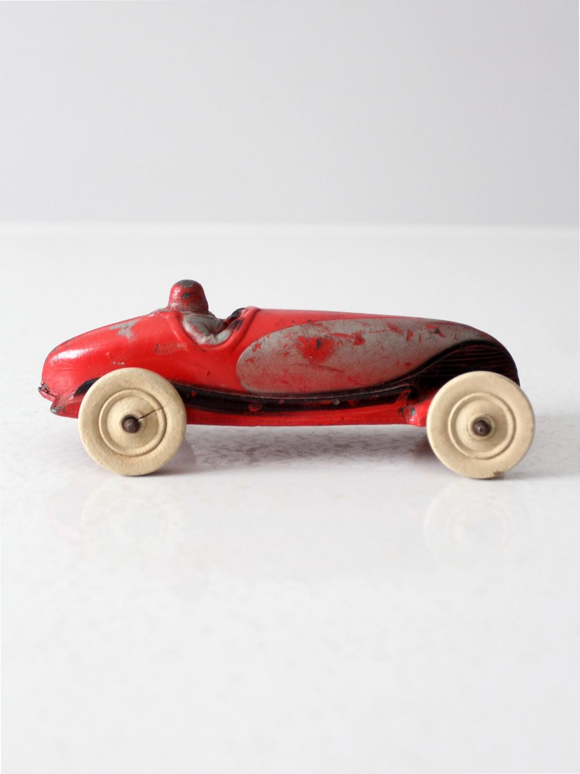 ヴィンテージのサンラバーカンパニーのおもちゃの車 - Etsy 日本