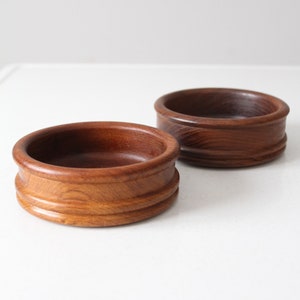 vintage wooden serving bowls pair