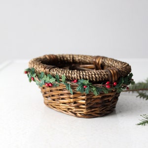 vintage wicker Christmas basket image 3