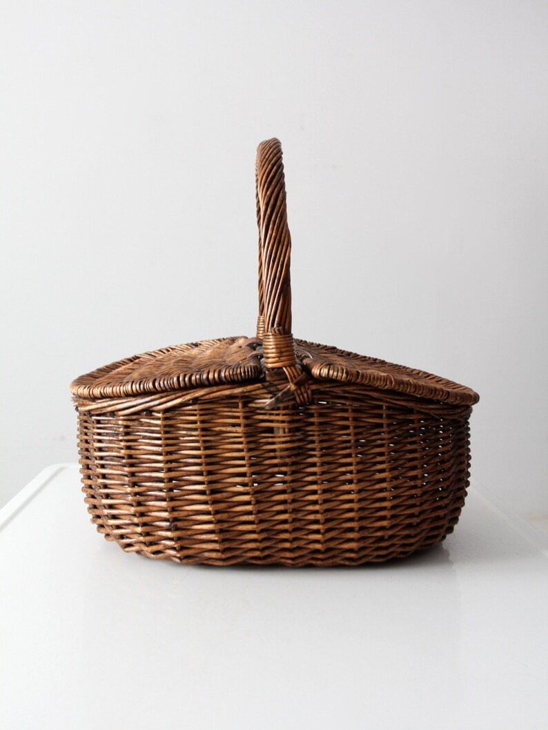 Vintage Wicker Picnic Basket With Split Lid Etsy